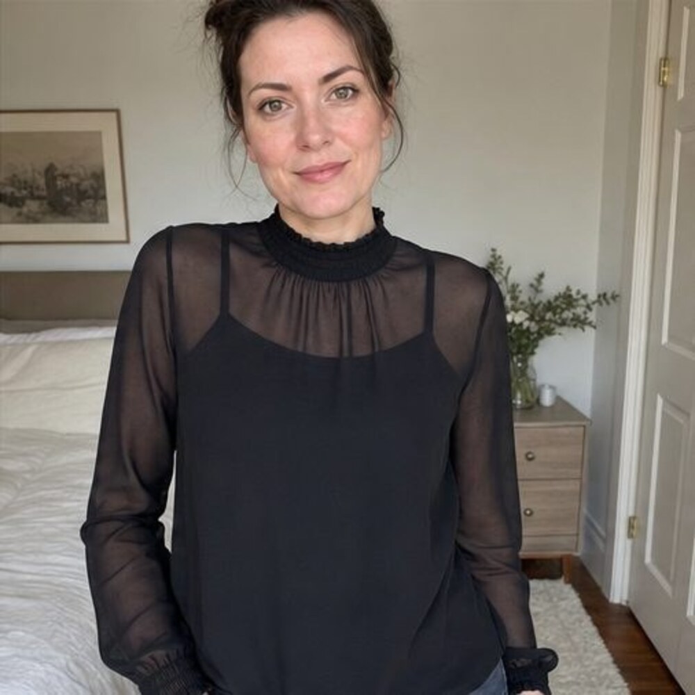 Emerald Button Blouse - Picture 2 of 6